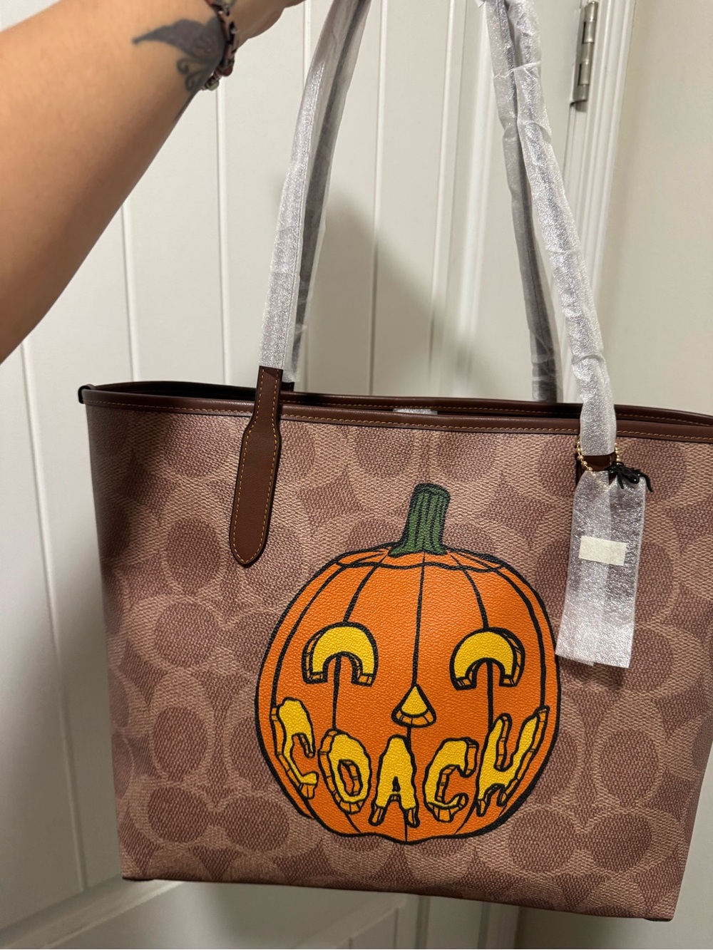 NWT Coach Halloween Tote Orange Pumpkin